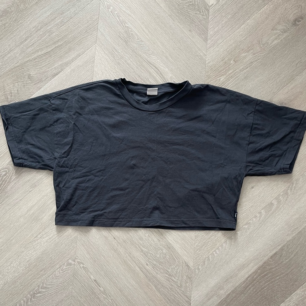 TNA Cropped Navy T-Shirt